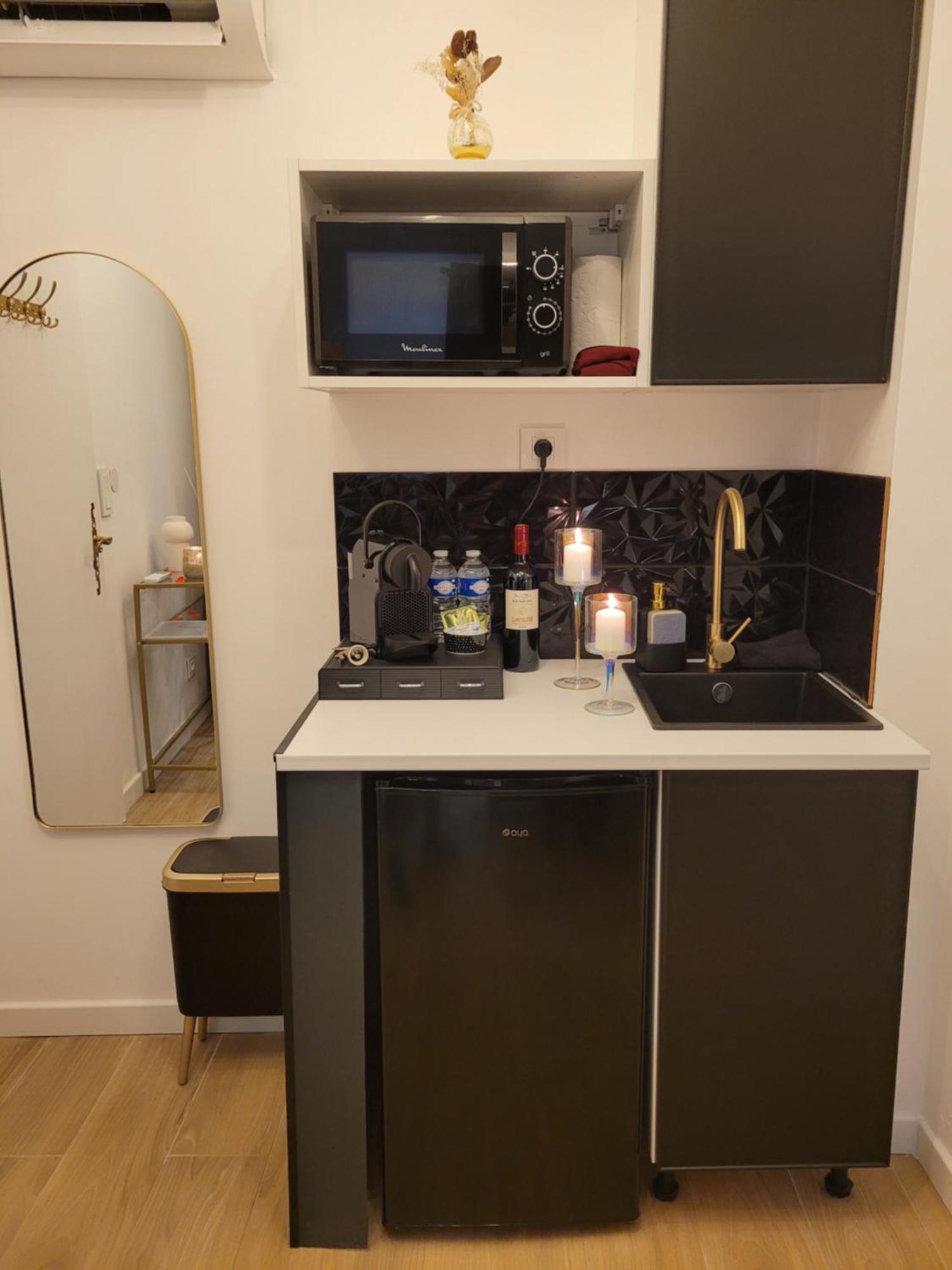 Nuit D'evasion Avec Baignoire Balneotherapie * Toulon